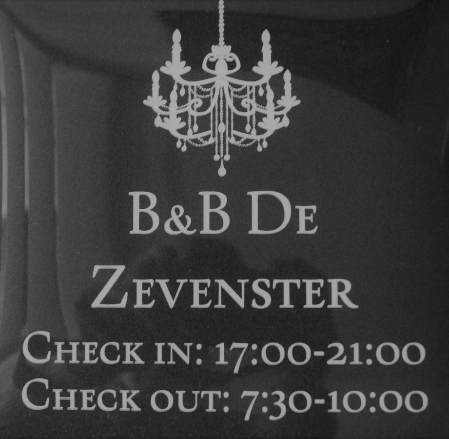 Bed and Breakfast De Zevenster "Gevestigd Aan De Winkelstraat" Кампен Экстерьер фото