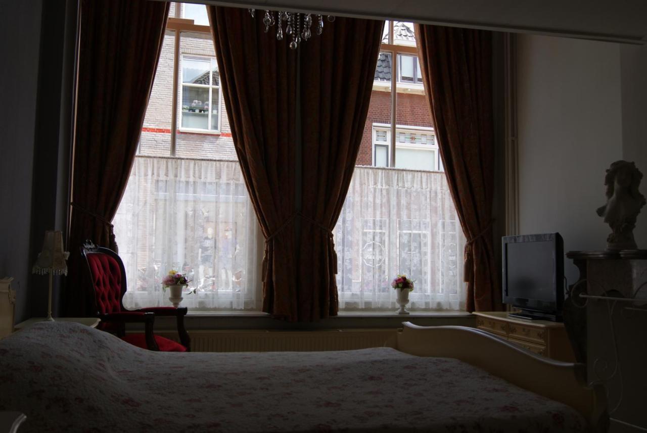 Bed and Breakfast De Zevenster "Gevestigd Aan De Winkelstraat" Кампен Экстерьер фото