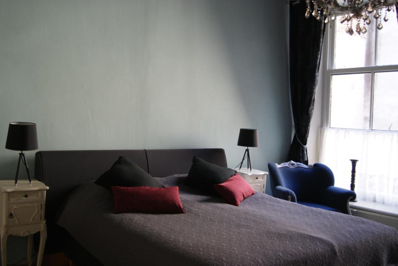 Bed and Breakfast De Zevenster "Gevestigd Aan De Winkelstraat" Кампен Экстерьер фото