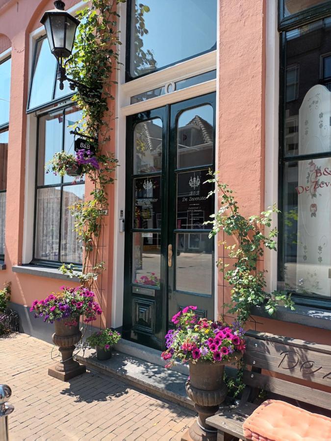 Bed and Breakfast De Zevenster "Gevestigd Aan De Winkelstraat" Кампен Экстерьер фото