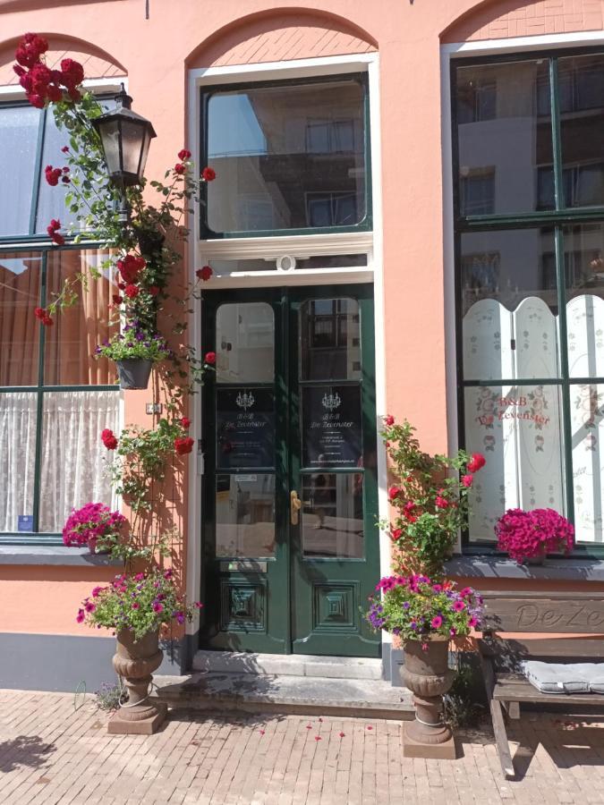 Bed and Breakfast De Zevenster "Gevestigd Aan De Winkelstraat" Кампен Экстерьер фото