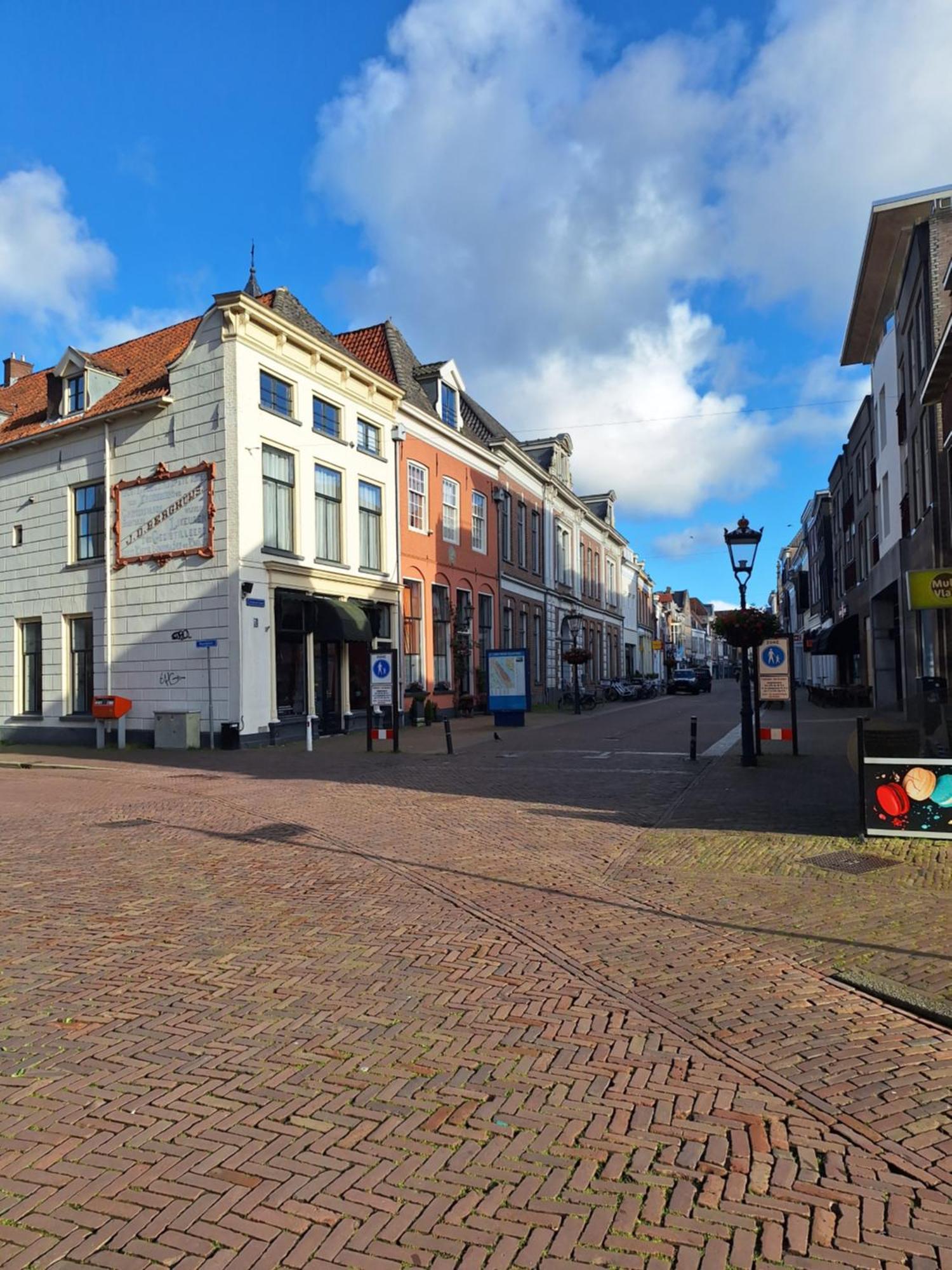 Bed and Breakfast De Zevenster "Gevestigd Aan De Winkelstraat" Кампен Экстерьер фото